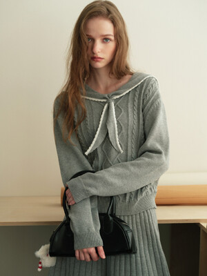 Cest_Gray knit point collar top