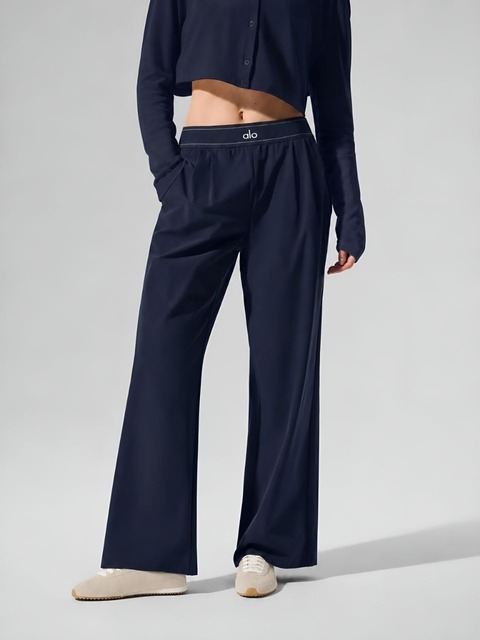 알로 요가 [단독] Regular Suit Up Trousers Navy