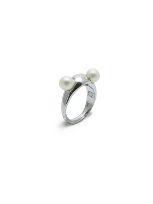 92.5 Silver double pearl ring