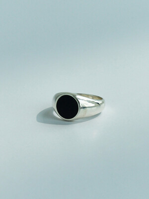 Flat Onyx Ring_Black