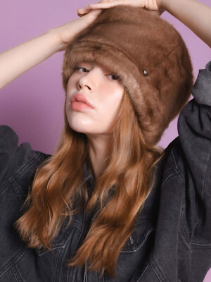 Fluffy Hat (brown)