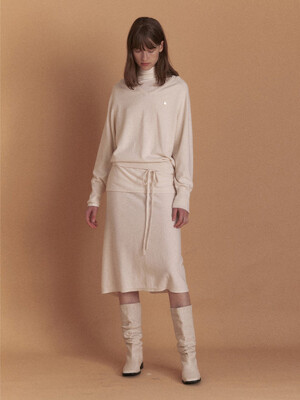 Pale Wrap Skirt (Ivory)