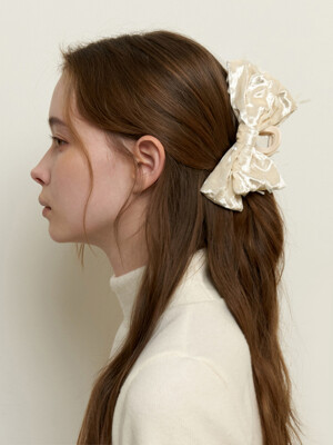 lace velvet double ribbon claw - cream