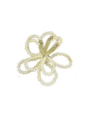 Loumoi ring tok _Ivory flower