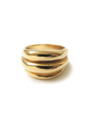 croissant gold ring