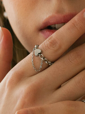 heart point bold surgical chain ring
