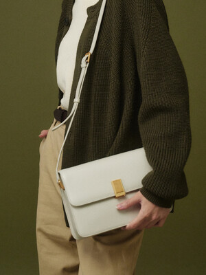 Building bag-ivory