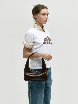 HOBO SHOULDER_dark brown crinkle