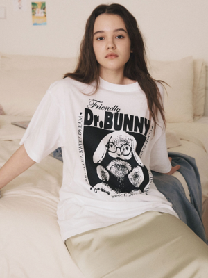 Dr.bunny overfit T-shirt [WH-Black]