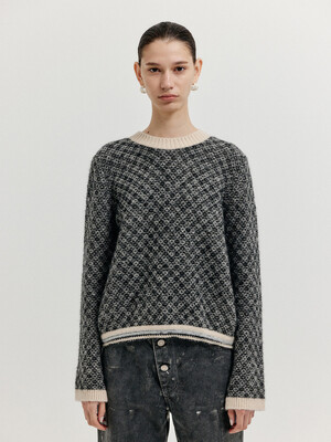XOUE Check Jacquard Knit Pullover - Black/Ivory