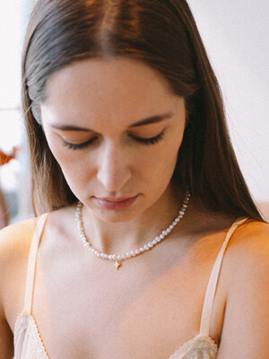 Starry Moment Pearl Necklace