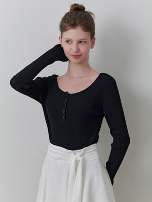 Bonny button knit (black)