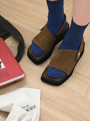[단독]모드 청키 버튼 샌들 Mode chunky button sandals_ 3 COLORS