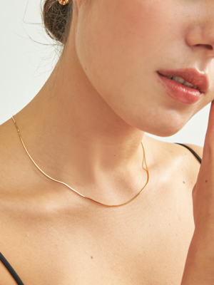 Silky Line Silver Necklace In414 [Gold]