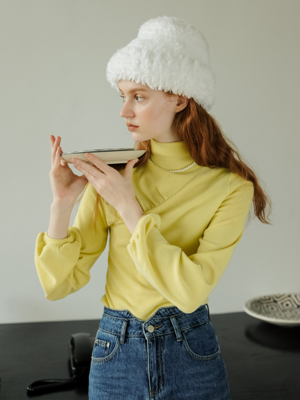 Cest_ two volume point yellow knit