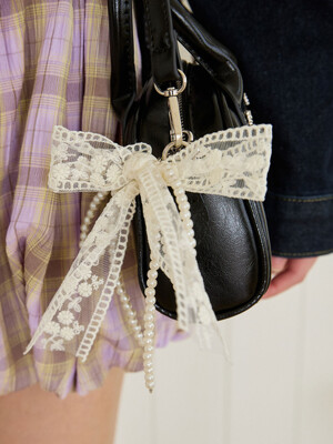 PPA BLOOMING RIBBON KEYRING_CREAM