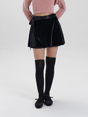 [단독] velvet rap skirt - black