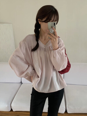 [알로하 PICK]Soft shirring lace blouse_Pink(O25-TP02)
