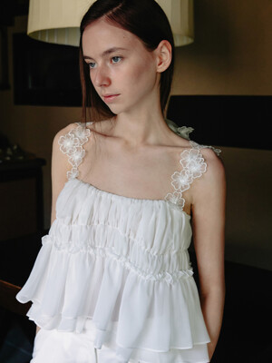 [단독]DELPHINIUM CHIFFON SHIRRING TOP_TT5S210