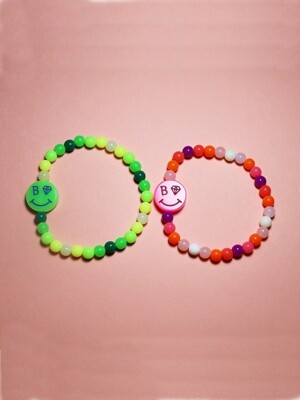 Neon color smile beads bracelet 네온 컬러 스마일 비즈팔찌