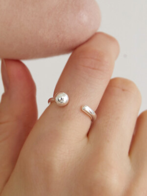 Luna ring