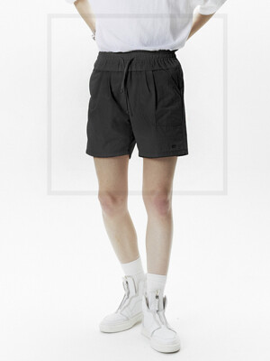 REGULAR FIT UNBALANCE POCKET SHORTS_BLACK