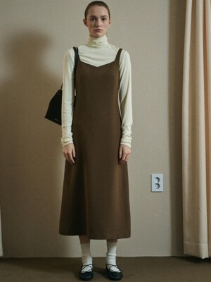 HEART NECK MAXI DRESS_BROWN