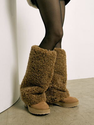 FUR LEG WARMER CHUNKY BOOTS / BEIGE