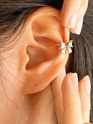 Blue diamond ribbon earcuff
