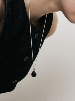 black ball pendant necklace