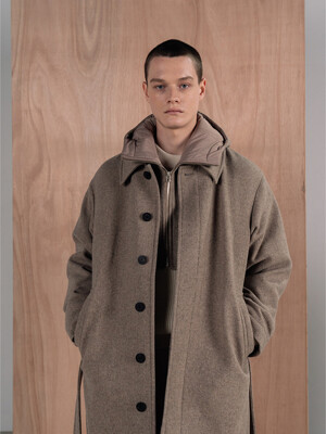 HOODED COAT [BEIGE]