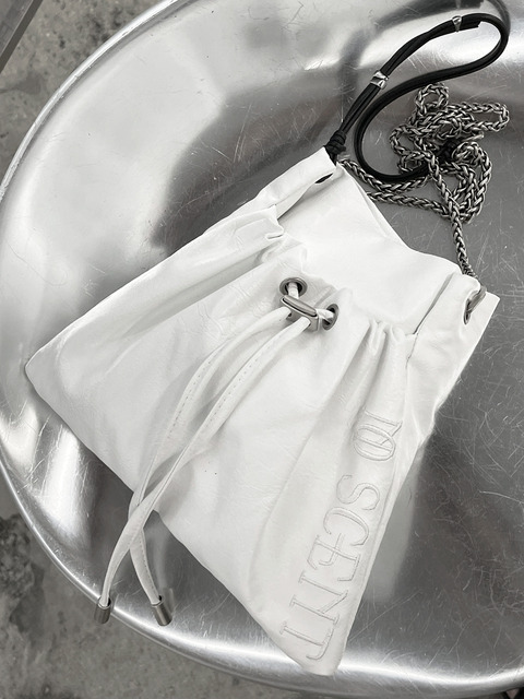 크로스백 - 노센트 (NOSCENT) -  Chain strap mini bag _ white