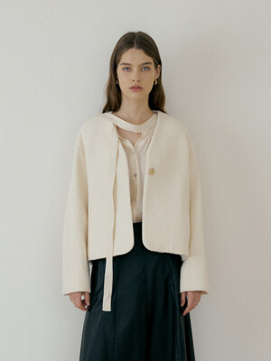 V NECK SHORT COAT - Ivory