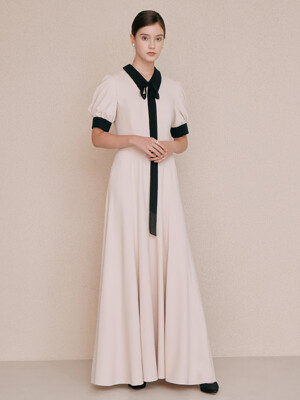[BRIDAL]EVELYN Ribbon tied puff sleeve maxi dress (Pink beige & Black)