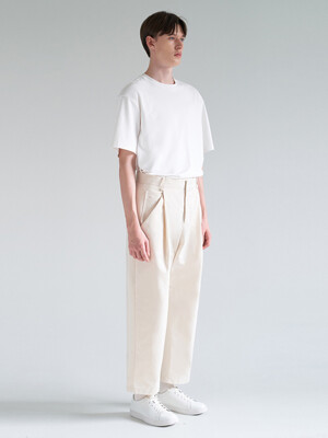 double pocket tuck chino pants ivory