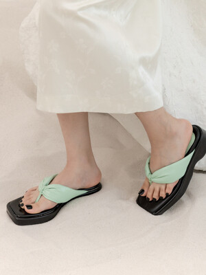 Padded flip-flops - mint