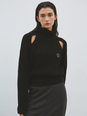 NICOLE TURTLENECK CUT OUT SWEATER_BLACK