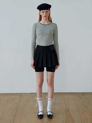 BUCKLE PLEATS MINI SKIRT BLACK