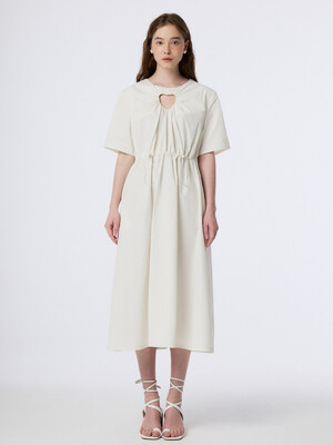 CUT OUT HEART SHIRRING DRESS (CREAM)