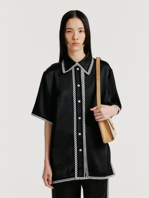 YEN Short Sleeve Lace Trim Shirt - Black