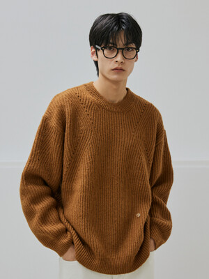 Wool Punching Crew Neck Knit (Camel)