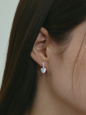 [Silver925] Coucy Heart Huggie  Earrings