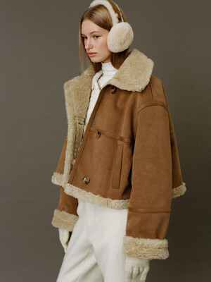 Suede shearling mustang