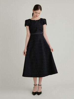 LOV BELTED DRESS_BLACK