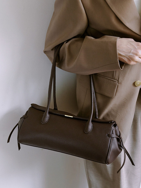 에임에이지 스튜디오 [단독] CARNABY SHOULDER EW BAG_2 colors