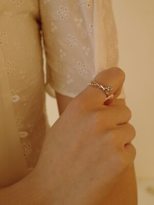 camellia ring