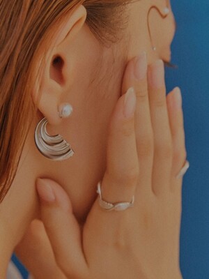 비유설백 인어 진주 귀걸이 - 스몰 _ Korean mermaid pearl small earring