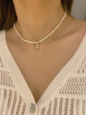 Bear Pearl Necklace