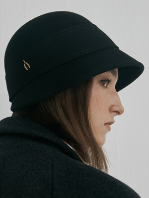 Modern Cloche_stitch_Black