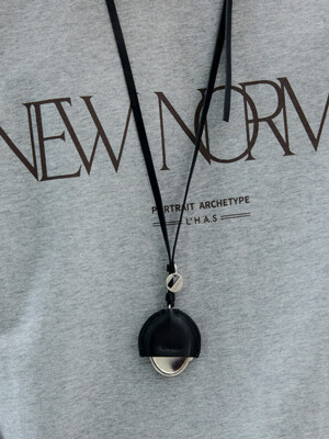 FAKE LEATHER MIRROR NECKLACE_BLACK